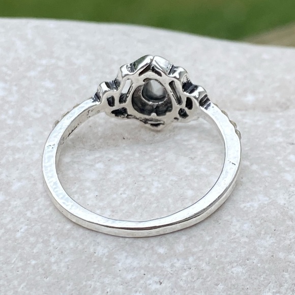 Lotus ring blue zircon silver plated with crystal accent sz 7 - Picture 3 of 8